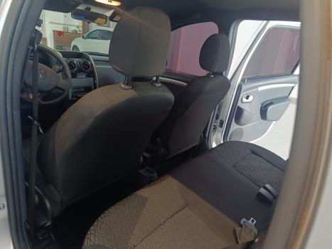 RENAULT Duster 1.6 16V 4P FLEX SCE AUTHENTIQUE X-TRONIC AUTOM�TICO, Foto 17