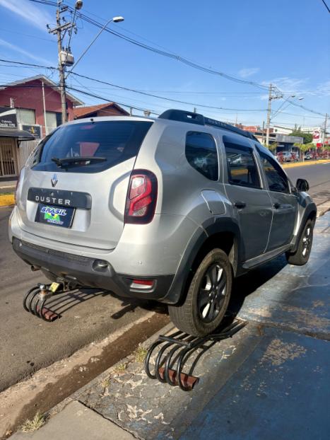 RENAULT Duster 1.6 16V 4P FLEX SCE AUTHENTIQUE X-TRONIC AUTOM�TICO, Foto 10