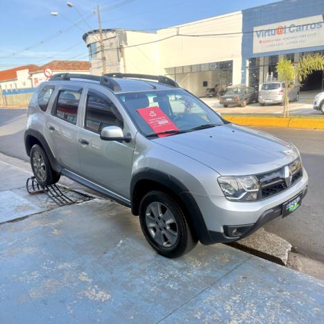 RENAULT Duster 1.6 16V 4P FLEX SCE AUTHENTIQUE X-TRONIC AUTOM�TICO, Foto 3