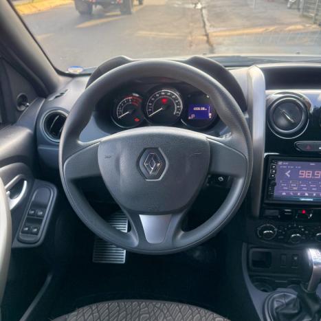 RENAULT Duster 1.6 16V 4P FLEX SCE AUTHENTIQUE X-TRONIC AUTOM�TICO, Foto 8