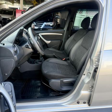 RENAULT Duster 1.6 16V 4P FLEX SCE AUTHENTIQUE X-TRONIC AUTOM�TICO, Foto 10