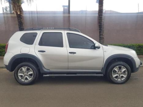 RENAULT Duster 1.6 16V 4P FLEX SCE AUTHENTIQUE X-TRONIC AUTOM�TICO, Foto 6