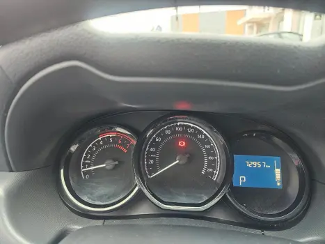 RENAULT Duster 1.6 16V 4P FLEX SCE AUTHENTIQUE X-TRONIC AUTOM�TICO, Foto 16
