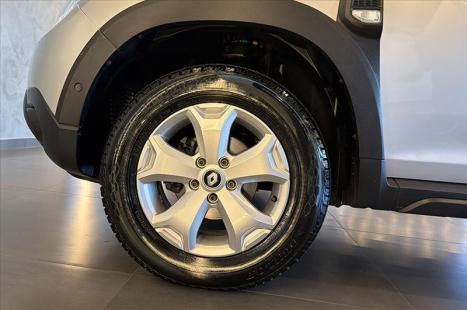 RENAULT Duster 1.6 16V 4P FLEX SCE INTENSE X-TRONIC AUTOM�TICO, Foto 11