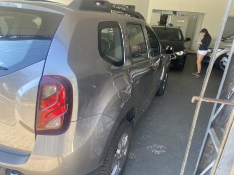 RENAULT Duster 1.6 16V 4P FLEX SCE AUTHENTIQUE X-TRONIC AUTOM�TICO, Foto 3