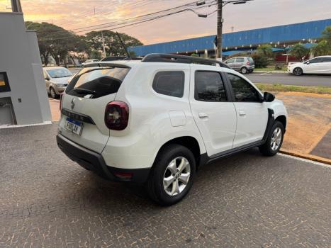 RENAULT Duster 1.6 16V 4P FLEX SCE INTENSE X-TRONIC AUTOM�TICO, Foto 3