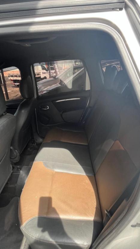 RENAULT Duster 1.6 16V 4P FLEX DAKAR, Foto 4