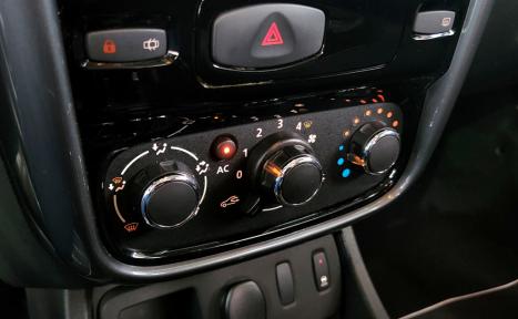 RENAULT Duster 2.0 16V 4P FLEX DYNAMIQUE AUTOMTICO, Foto 17