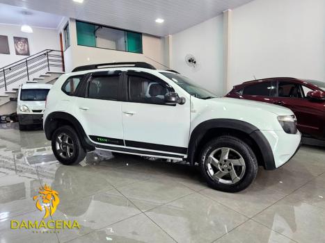 RENAULT Duster 2.0 16V 4P FLEX DYNAMIQUE AUTOM�TICO, Foto 4