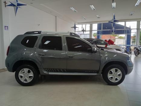 RENAULT Duster 2.0 16V 4P FLEX DYNAMIQUE AUTOM�TICO, Foto 6