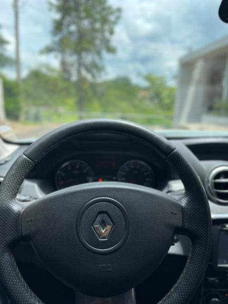 RENAULT Duster 2.0 16V 4P FLEX DYNAMIQUE AUTOM�TICO, Foto 6