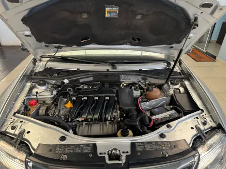 RENAULT Duster 2.0 16V 4P FLEX DYNAMIQUE AUTOM�TICO, Foto 6