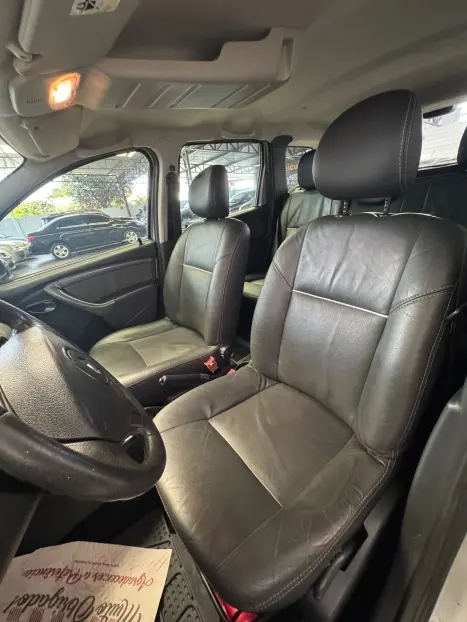 RENAULT Duster 2.0 16V 4P FLEX DYNAMIQUE AUTOM�TICO, Foto 8