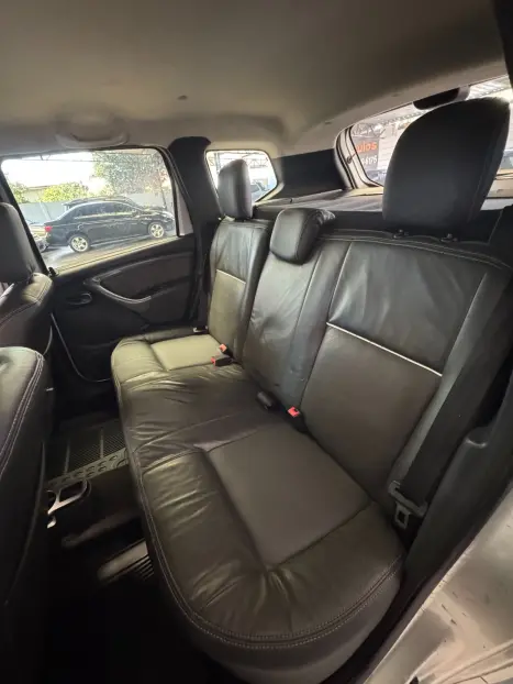 RENAULT Duster 2.0 16V 4P FLEX DYNAMIQUE AUTOM�TICO, Foto 9