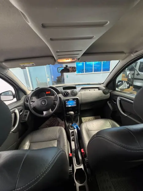 RENAULT Duster 2.0 16V 4P FLEX DYNAMIQUE AUTOM�TICO, Foto 10