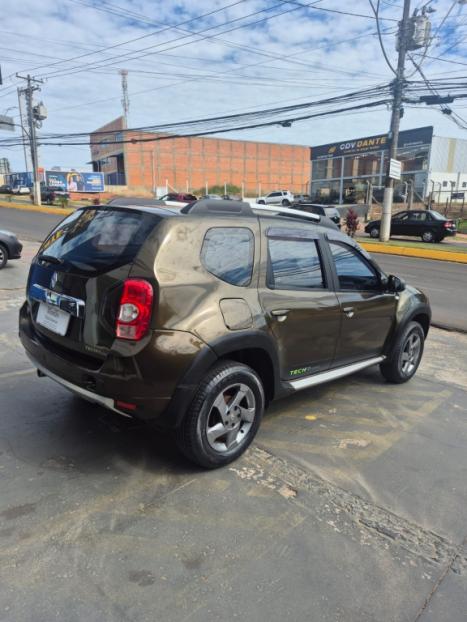 RENAULT Duster 2.0 16V 4P FLEX TECH ROAD AUTOM�TICO, Foto 4