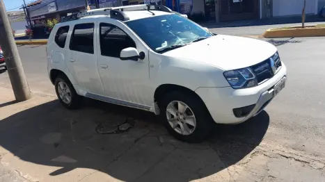 RENAULT Duster 2.0 16V 4P FLEX DYNAMIQUE AUTOM�TICO, Foto 2