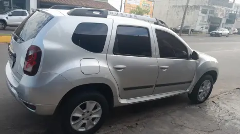 RENAULT Duster 2.0 16V 4P FLEX DYNAMIQUE AUTOM�TICO, Foto 4