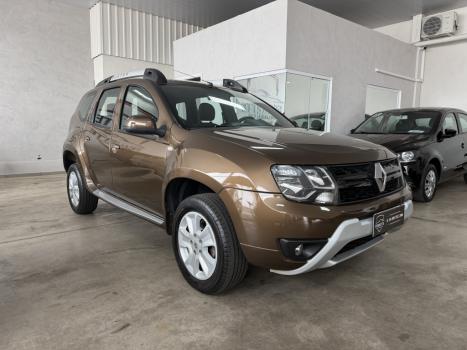 RENAULT Duster 2.0 16V 4P FLEX DYNAMIQUE AUTOM�TICO, Foto 2