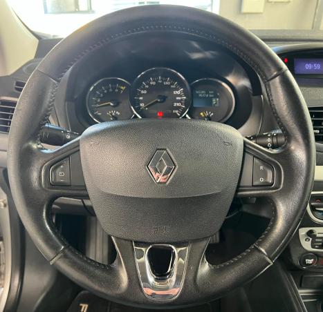 RENAULT Fluence 2.0 16V 4P FLEX DYNAMIQUE PLUS AUTOMTICO, Foto 15