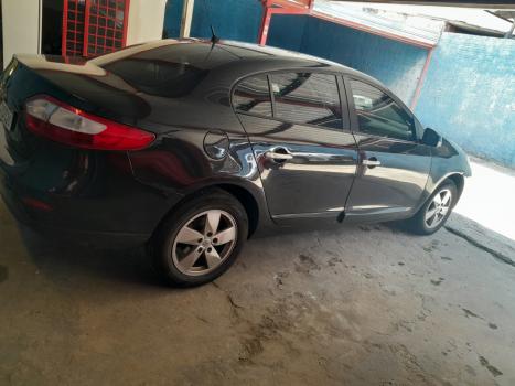RENAULT Fluence 2.0 16V 4P FLEX DYNAMIQUE AUTOM�TICO, Foto 2