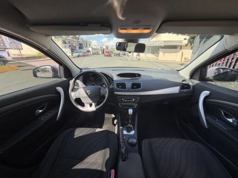 RENAULT Fluence 2.0 16V 4P FLEX DYNAMIQUE AUTOM�TICO, Foto 6