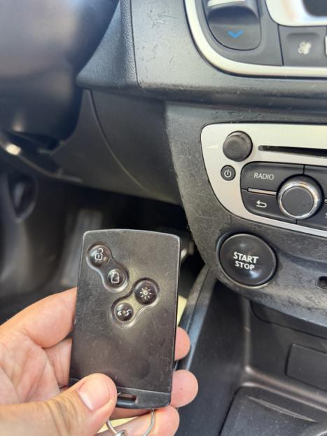 RENAULT Fluence 2.0 16V 4P FLEX DYNAMIQUE AUTOM�TICO, Foto 10