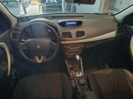 RENAULT Fluence 2.0 16V 4P FLEX DYNAMIQUE AUTOM�TICO, Foto 11