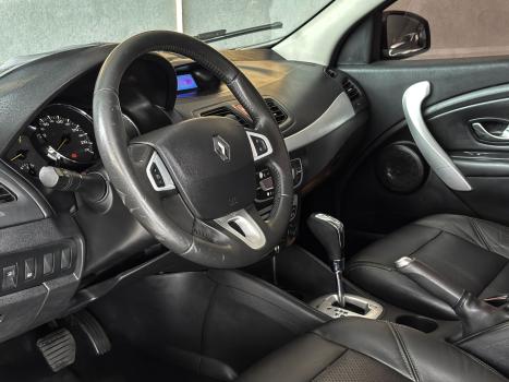 RENAULT Fluence 2.0 16V 4P FLEX DYNAMIQUE AUTOM�TICO, Foto 5