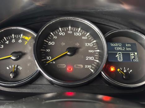 RENAULT Fluence 2.0 16V 4P FLEX DYNAMIQUE AUTOM�TICO, Foto 6