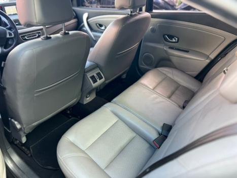 RENAULT Fluence 2.0 16V 4P FLEX PRIVIL�GE AUTOM�TICO, Foto 9