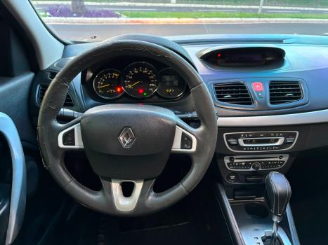 RENAULT Fluence 2.0 16V 4P FLEX DYNAMIQUE AUTOM�TICO, Foto 6