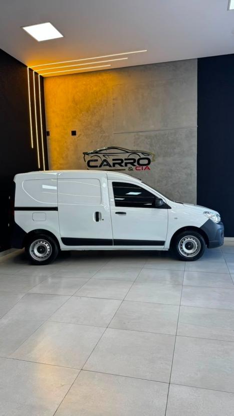 RENAULT Kangoo 1.6 16V 3P AUTHENTIC, Foto 4
