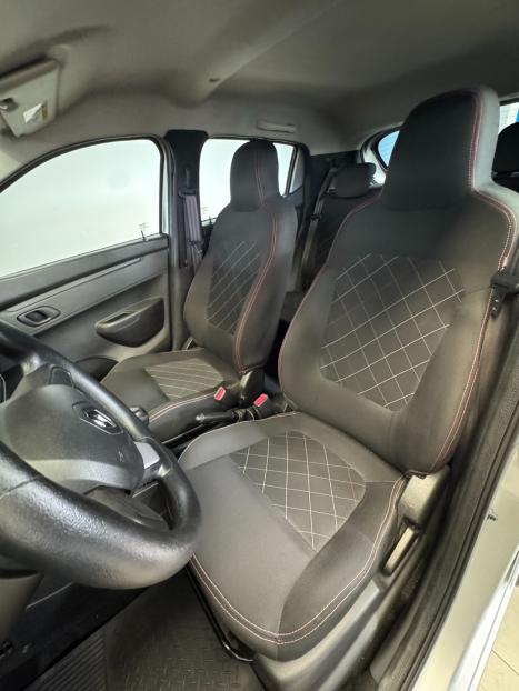 RENAULT Kwid 1.0 12V 4P SCE FLEX ZEN, Foto 7