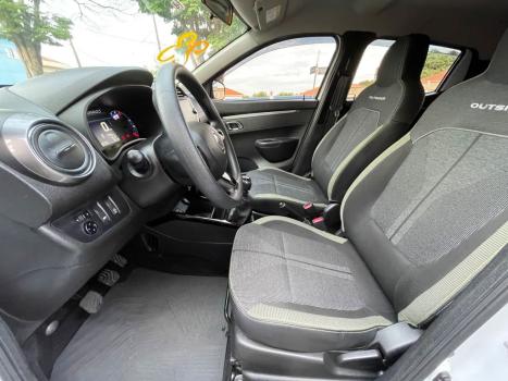 RENAULT Kwid 1.0 12V 4P SCE FLEX OUTSIDER, Foto 12