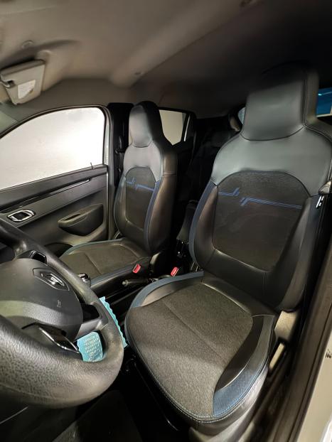 RENAULT Kwid 1.0 12V 4P SCE FLEX INTENSE, Foto 7