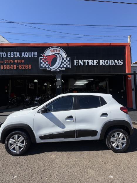 RENAULT Kwid 1.0 12V 4P SCE FLEX ZEN, Foto 2