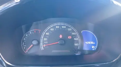 RENAULT Kwid 1.0 12V 4P SCE FLEX OUTSIDER, Foto 9