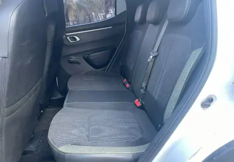 RENAULT Kwid 1.0 12V 4P SCE FLEX OUTSIDER, Foto 8