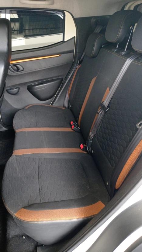 RENAULT Kwid 1.0 12V 4P SCE FLEX OUTSIDER, Foto 7