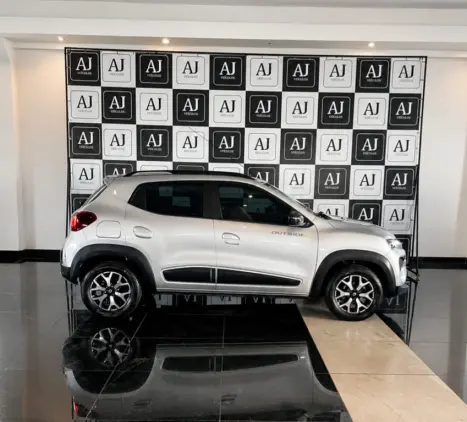 RENAULT Kwid 1.0 12V 4P SCE FLEX OUTSIDER, Foto 4