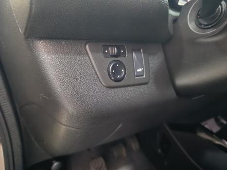 RENAULT Kwid 1.0 12V 4P SCE FLEX OUTSIDER, Foto 12