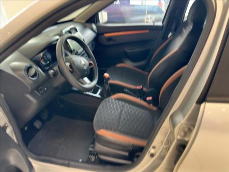 RENAULT Kwid 1.0 12V 4P SCE FLEX OUTSIDER, Foto 5