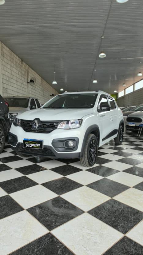 RENAULT Kwid 1.0 12V 4P SCE FLEX OUTSIDER, Foto 3