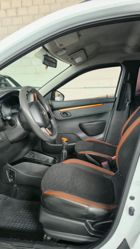 RENAULT Kwid 1.0 12V 4P SCE FLEX OUTSIDER, Foto 11
