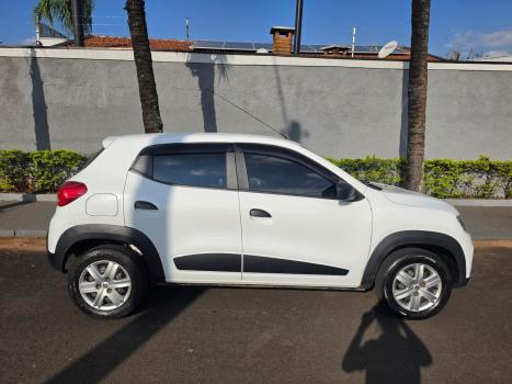 RENAULT Kwid 1.0 12V 4P SCE FLEX ZEN, Foto 6