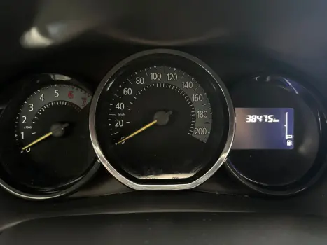 RENAULT Logan 1.0 12V 4P FLEX SCE ZEN, Foto 8