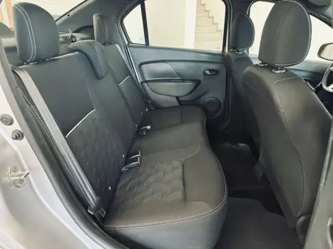 RENAULT Logan 1.0 12V 4P FLEX SCE ZEN, Foto 9