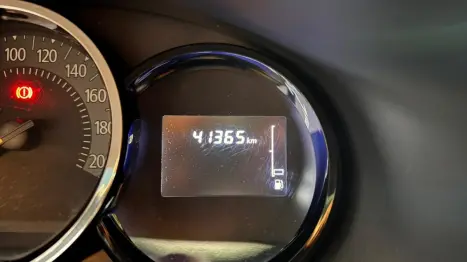 RENAULT Logan 1.0 12V 4P FLEX SCE ZEN, Foto 11