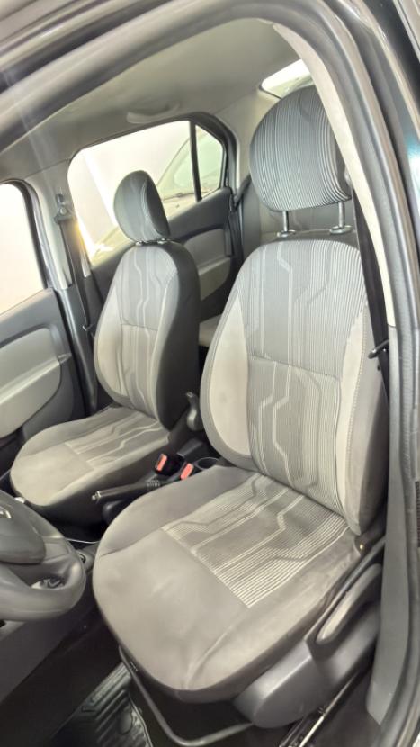 RENAULT Logan 1.0 16V 4P FLEX EXPRESSION, Foto 3